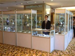 專業(yè)宋瓷鑒定、拍賣、私下交易及收購服務(wù) 聶總監(jiān)的權(quán)威指引